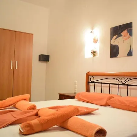Alonnisos Anemologio Seafront With Private Pool ヴィラ